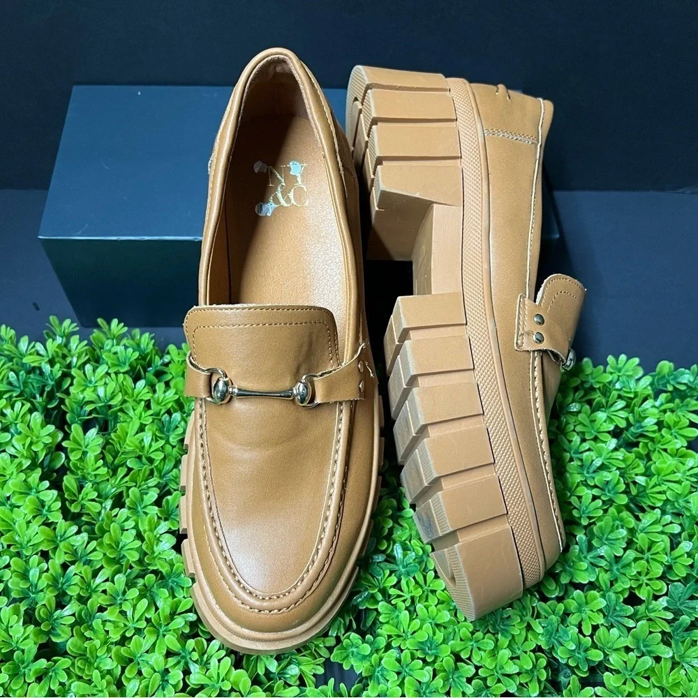 Women's New York and Company Seraphina Platform Loafers NEW. Size 8.5 - Picture 4 of 11